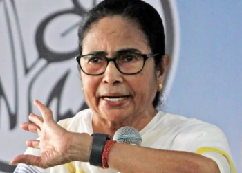 लोकसभा चुनाव के बीच विपक्ष के ‘इंडिया’ गठबंधन पर बार-बार क्यों बदल रहे हैं ममता बनर्जी के सुर