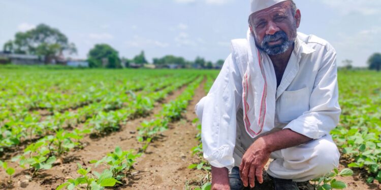 स्वातंत्र्य मिळवून आम्हाला इतके वर्षे लोटली, मात्र समाजातील एक वर्ग, तेव्हा पासून आतापर्यंत उपेक्षित राहिला आणि तो म्हणजे शेतकरी. शेतकरी हा शेतकरी आहे, तो मराठी असो, हिंदी असो, गुजराती असो, बंगाली असो, पंजाबी असो, उत्तर भारतीय असो किंवा दक्षिण भारतीय असो!