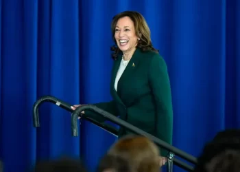 या क्षणी आमच्याकडे एक विलक्षण संधी आहे. आपल्या मध्यमवर्गाला अमेरिकेच्या, समृद्धीचे इंजिन बनवण्याची संधी :कमला हॅरिस