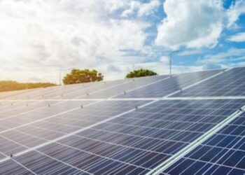 पंतप्रधान सूर्य घर मोफत वीज योजनेअंतर्गत निवासी घरांच्या छतावर सौर यंत्रणा बसवण्याच्या कार्याला देशभरात वेग आला आहे:देवेंद्र फडणवीस