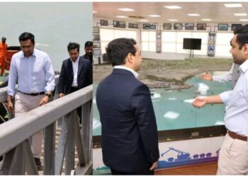 मत्स्य व्यवसाय व बंदरे विकास मंत्री नितेश राणे यांनी , गुजरातमधील मुंद्रा पोर्ट या बंदराला भेट देऊन ; त्यांनी बंदर व्यवस्थापन ,लॉजिस्टिक्स नेटवर्क, यांत्रिकीकरण तसेच विविध पायाभूत विकास कामांची माहिती घेतली .